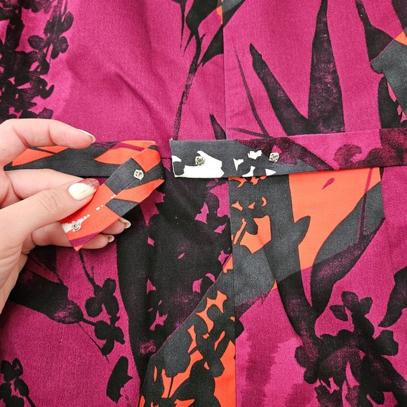 T Tahari Women's Purple & Red Floral Abstract Sleeveless Shift Dress. Size 8 - Picture 5 of 12